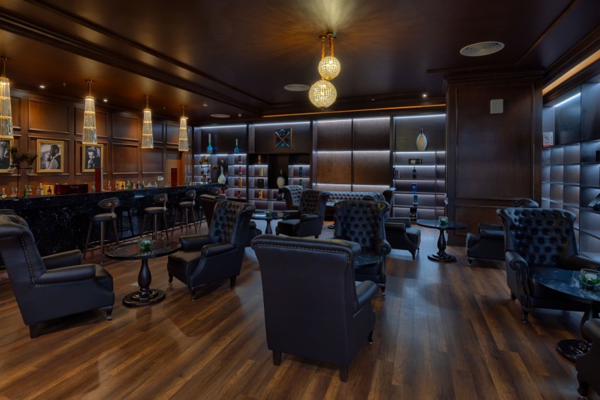 The Connoisseur Cigar Lounge